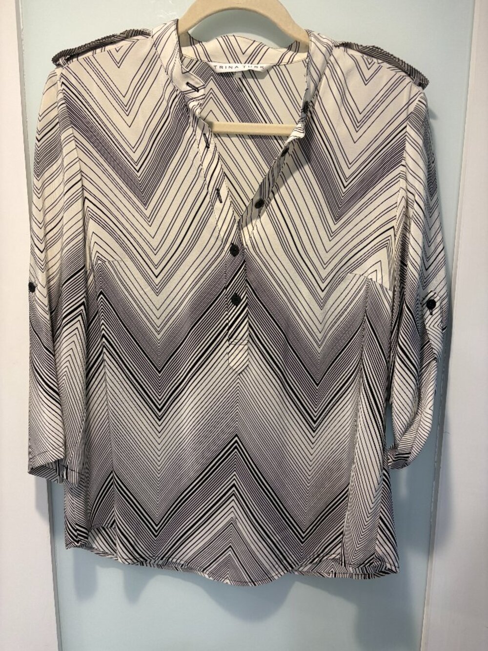 Trina Turk Black White Chevron Silk Roll Tab Sleeve Henley Blouse